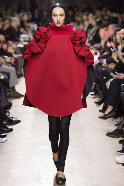 Look 26